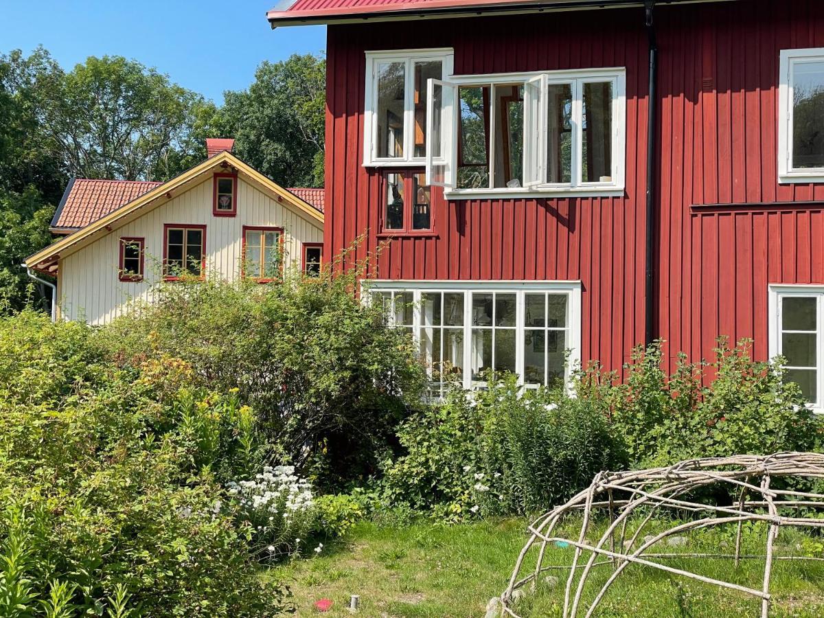 Summer Bnb Kaerlingesund Retreat Center Bed & Breakfast Uddevalla Bagian luar foto